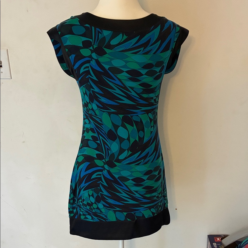 Express Abstract Print Dress - Picture 3 of 8